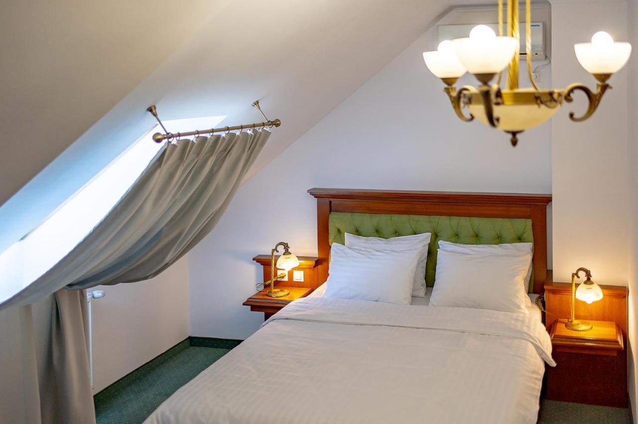 San Gennaro Hotel Sighisoara Exterior photo